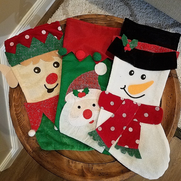 Bundle - Chirstmas Holiday Bundle of Stockings And Hats - Picture 3 of 16